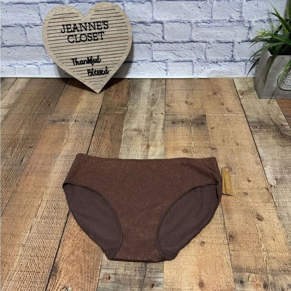 NWT soft smoothing seamless skims lurex cocoa